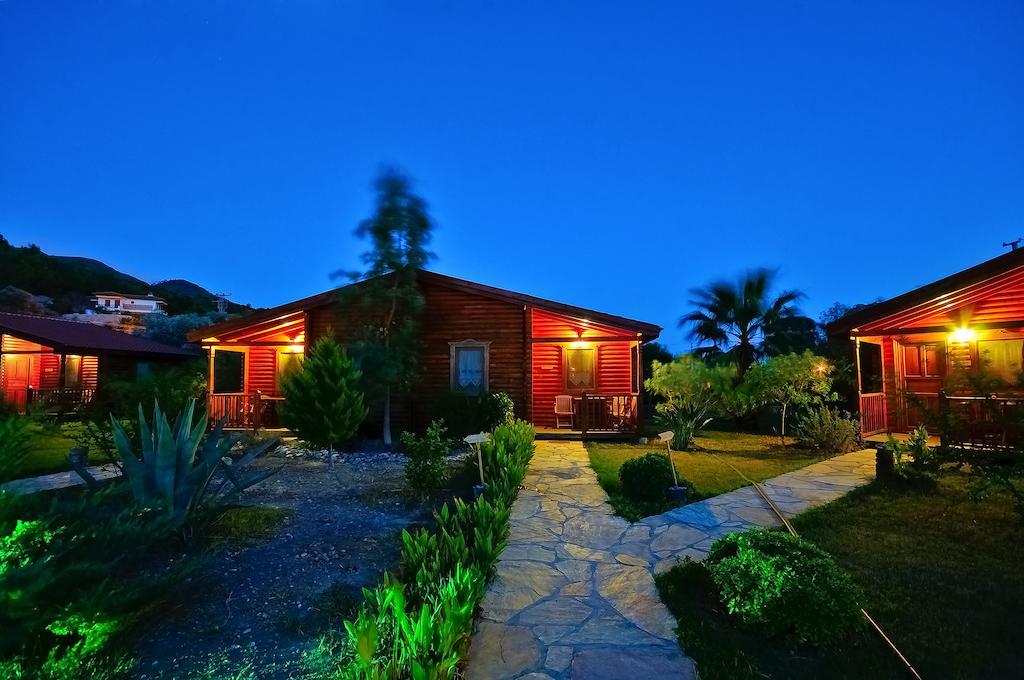 Hayitbuku Ahsapevleri Guest House Месудие Екстериор снимка